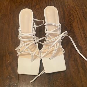 White Cross Leg 3in heals